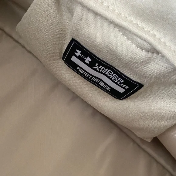 Under Armour Beige Duffel Bag - Picture 2 of 8